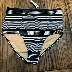 NWT Old Navy bikini bottoms